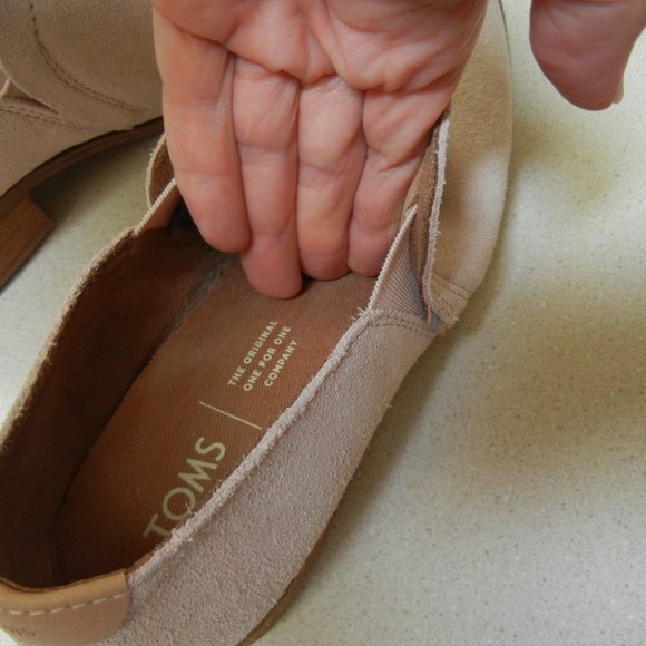 Toms Women's Cream Suede Loafers - Picture 3 of 12